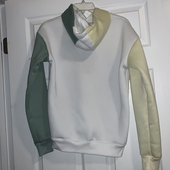 White hoodie with yellow and green sleeves and sweet dreams drinks size medium - Picture 2 of 5